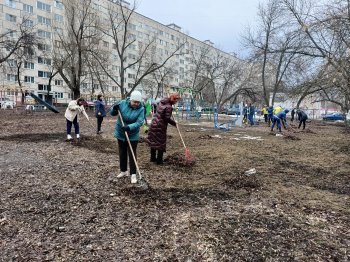 В рамках месячника по благоустройству территории